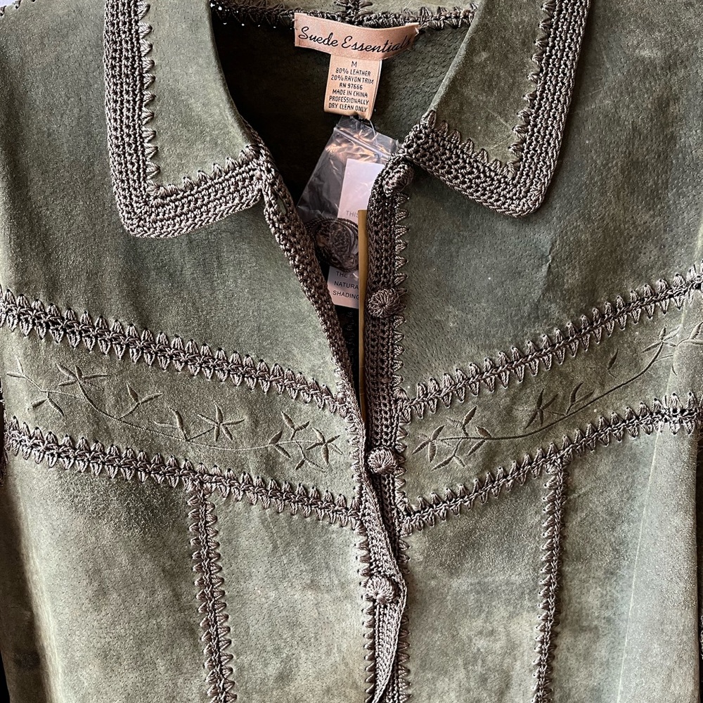 Nwt Suede Essentials Olive Patchwork Jacket Size M - image 3
